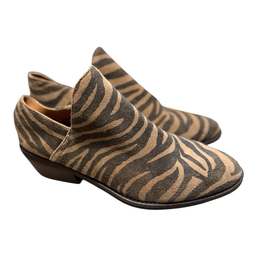 Lucky Brand Tiger Print Suede Booties Size 7.5
